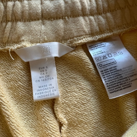 H and m tank and shorts - Picture 2 of 6